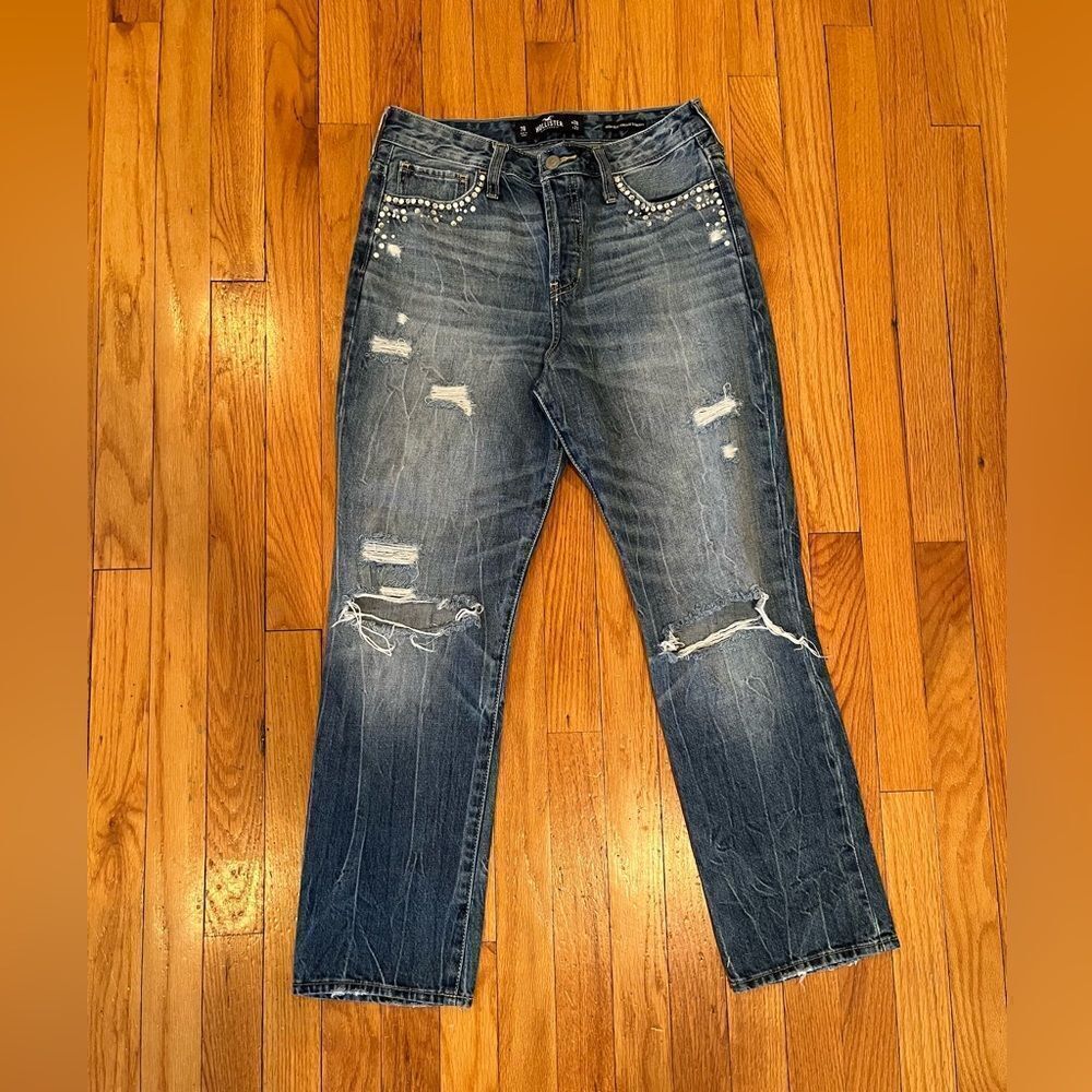 Hollister Rhinestone Studded High Rise vintage straight jeans women’s size 28‎